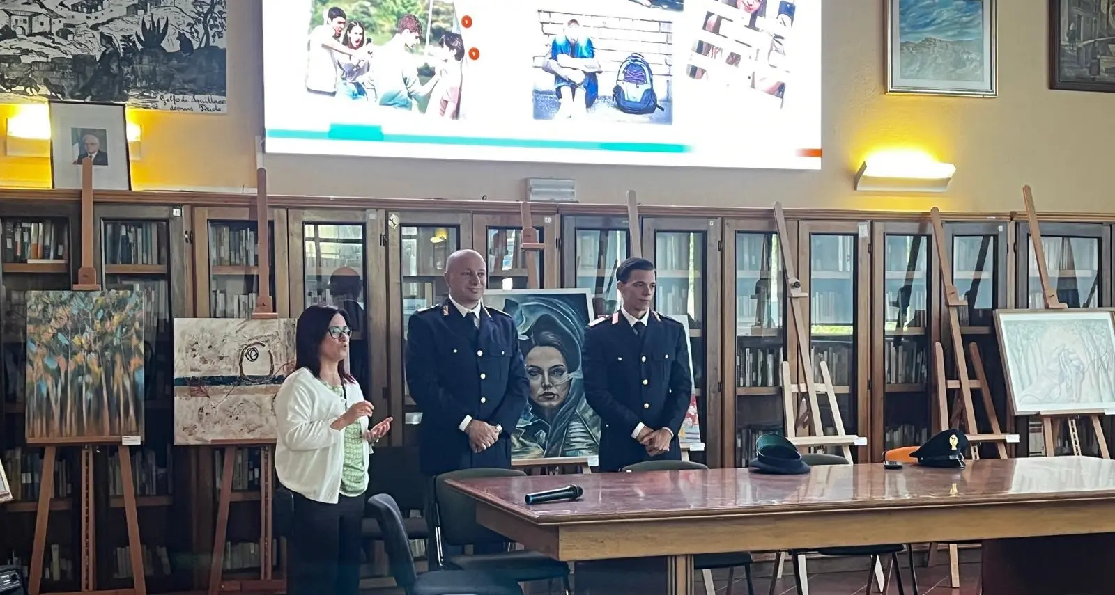 “Una Vita da Social – Action Week”: a Tiriolo incontro della Polizia Postale con circa 100 studenti\n
