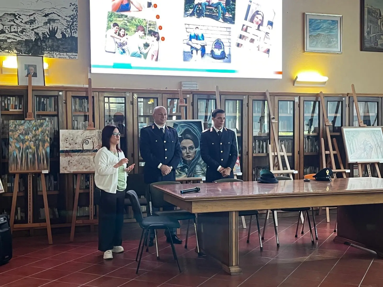 “Una Vita da Social – Action Week”: a Tiriolo incontro della Polizia Postale con circa 100 studenti\n