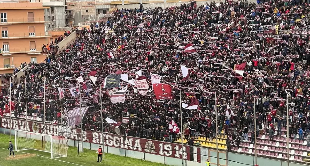 <p>Coppa Italia Serie D: Reggina eliminata, festa Igea Virtus nel recupero: 3-2</p>