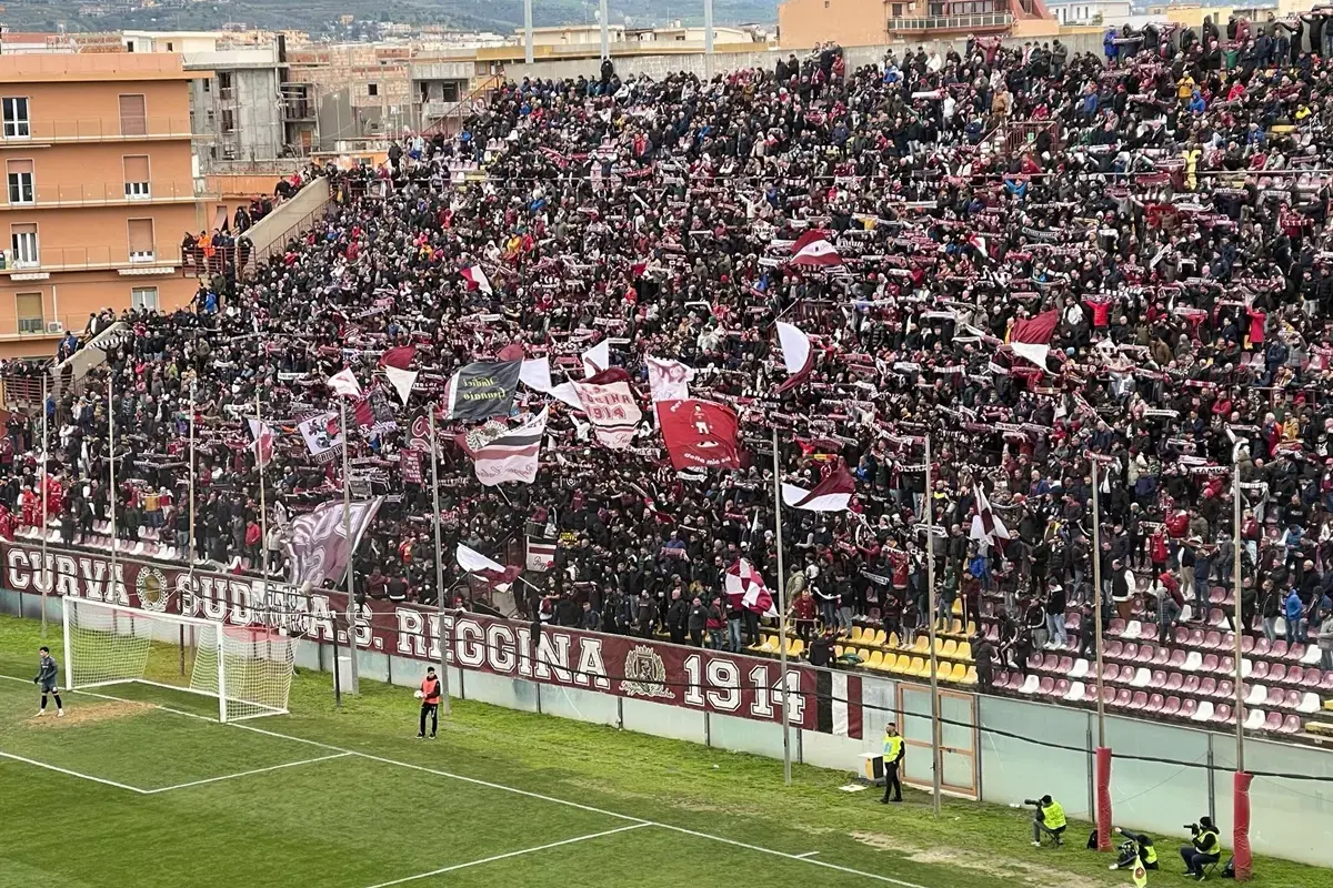La Reggina fuori dalla Coppa Italia, festa Igea Virtus\u00A0nel recupero: 3-2\n