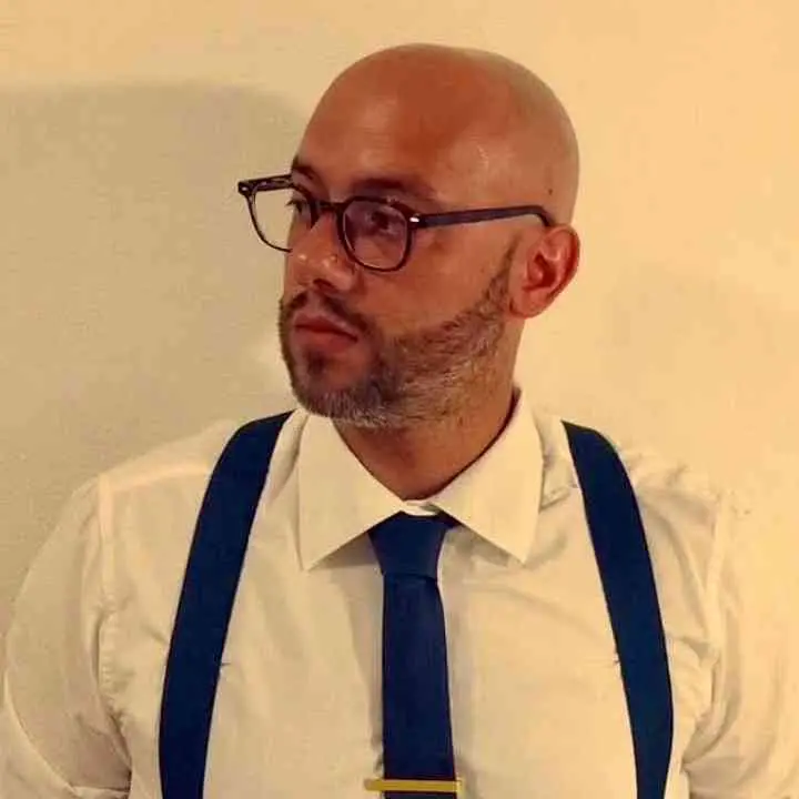 <p>Mistero e fragilità in Odette di Salvatore Conaci: «Scrivere è esorcizzare le paure e carezzare l’animo umano»</p>