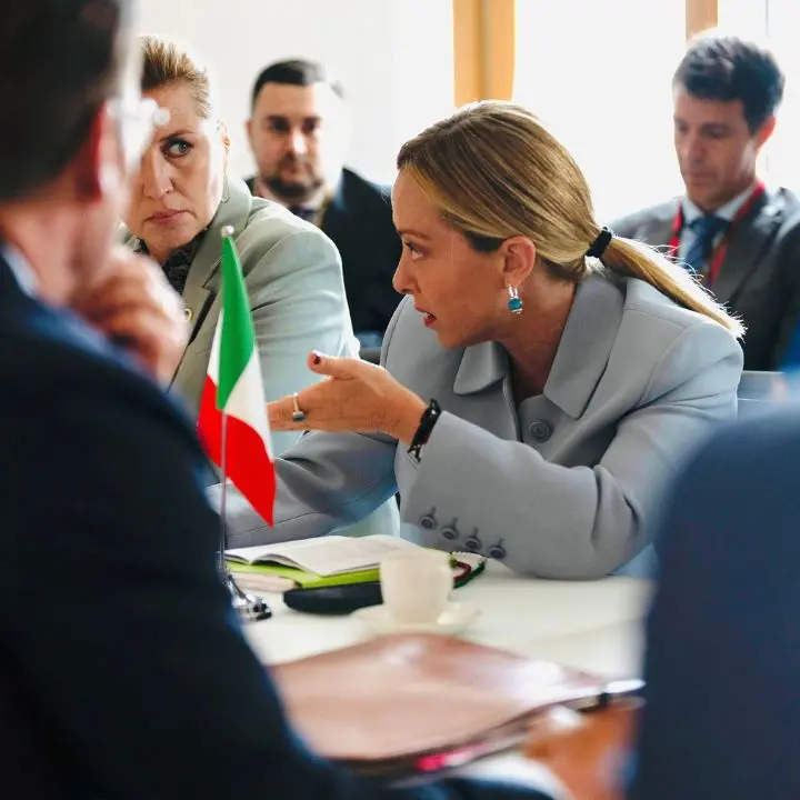 <p>Caro carburante: il Governo congela le accise mobili in attesa dell’ok di Bruxelles ai 14 miliardi per la spesa energetica</p>