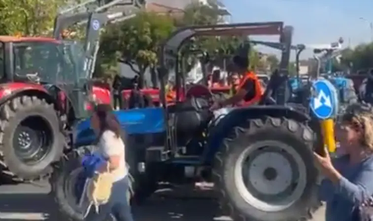 San Marco Argentano, protesta alla Rotonda Scalo: agricoltori e territorio contro il caro carburante –\u00A0VIDEO\n