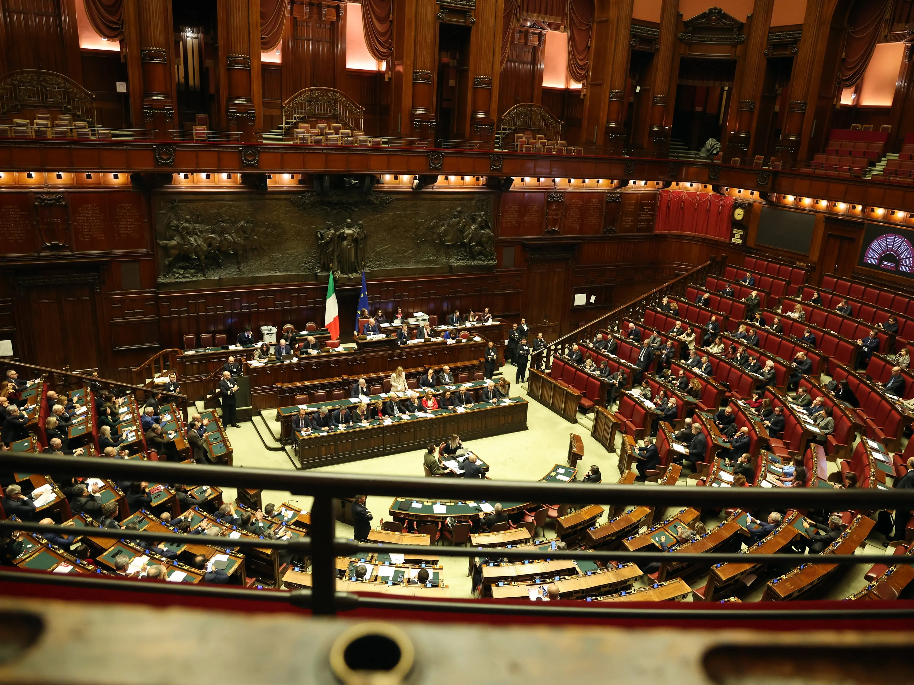 Legge elettorale, Meloni incassa 227 sì ma la partita si sposta alla Consulta: i 35 senatori che possono cambiare i piani per il voto