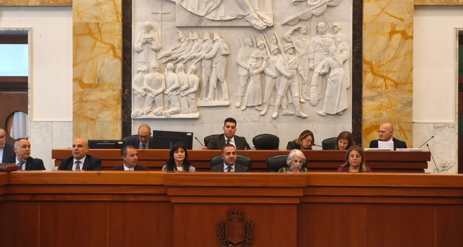 Pagamenti più sostenibili e garanzie ai contribuenti, dal Consiglio comunale via libera al \"nuovo\" regolamento\n
