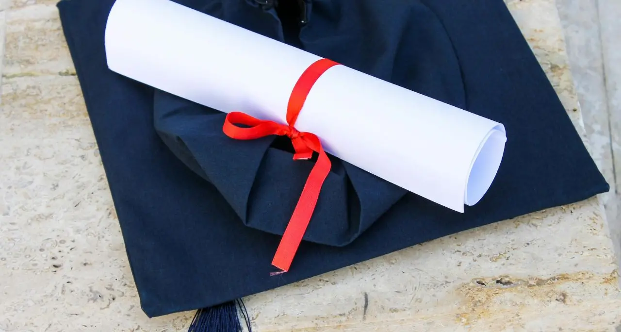Dal carcere alla laurea in Economia: Vito Lauria è il primo detenuto laureato del\u00A0“Panzera” di Reggio Calabria\n