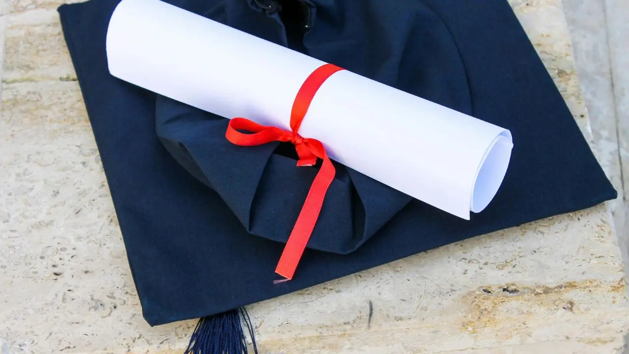 Dal carcere alla laurea in Economia: Vito Lauria è il primo detenuto laureato del\u00A0“Panzera” di Reggio Calabria\n