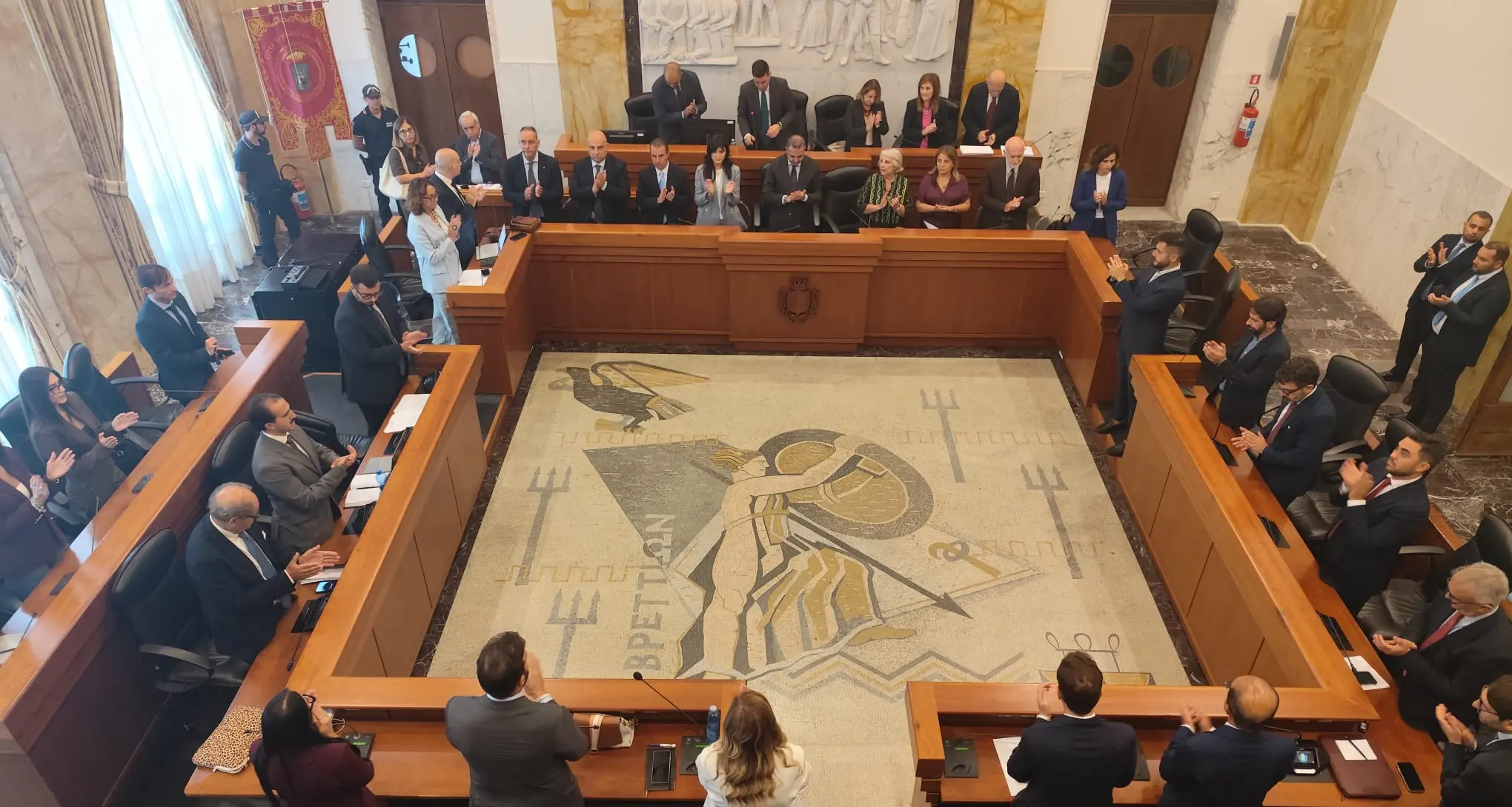 Il nuovo approccio e la prova di maturità dell’aula: Cannizzaro fa il punto anche sull’emergenza dei pazienti dializzati\n