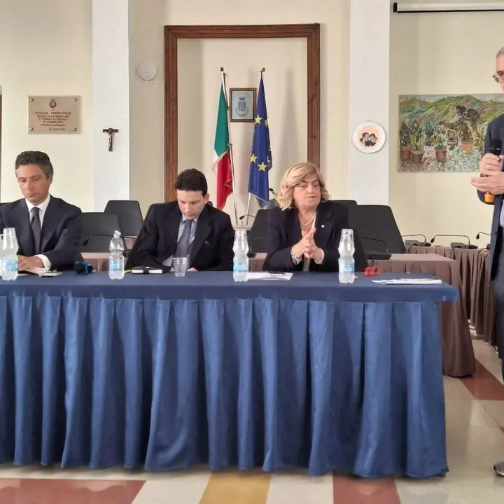 Soppressione Centro direzionale di poste Italiane, Laghi: «Riprenda la mobilitazione»\n