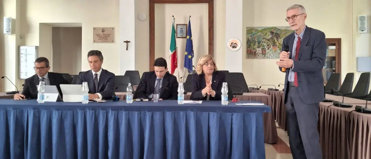 Soppressione Centro direzionale di poste Italiane, Laghi: «Riprenda la mobilitazione»\n