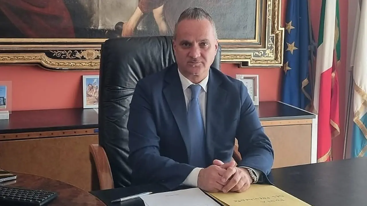 Strade provinciali nel Vibonese, Barbalace chiede ai sindaci di segnalare le priorità: al via la ricognizione delle criticità per programmare gli interventi\n