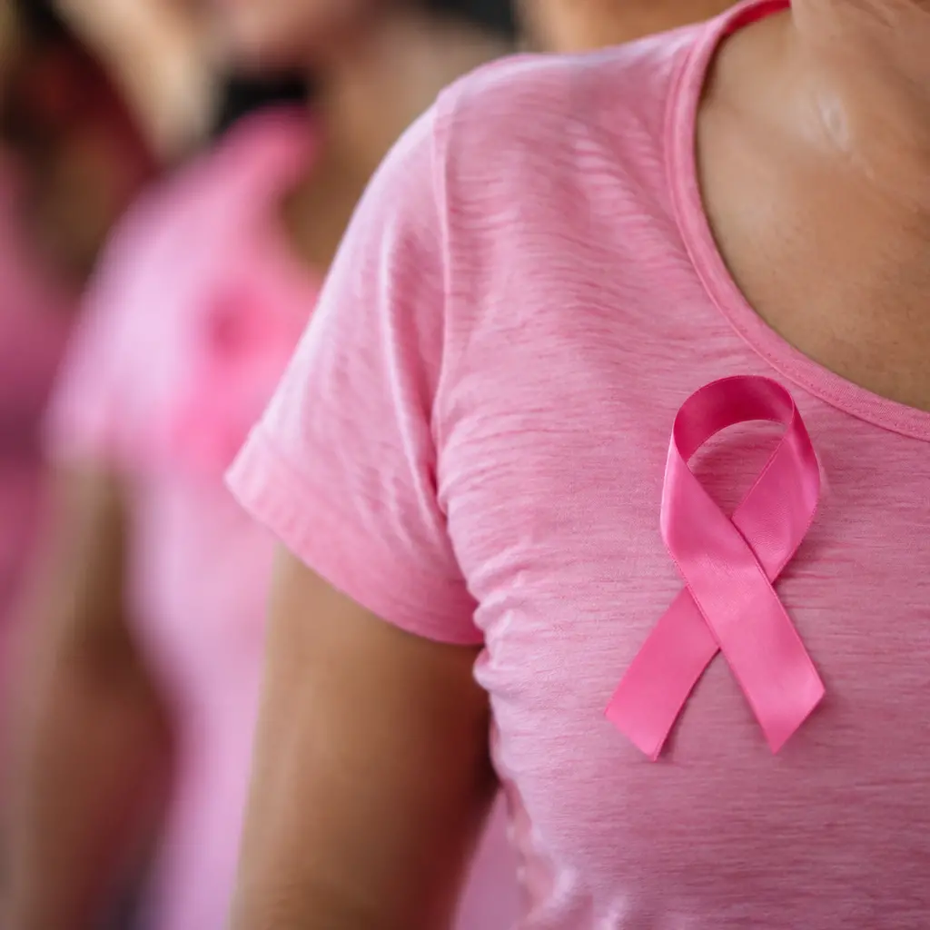 Ottobre Rosa a Filadelfia, una giornata dedicata alla prevenzione del tumore al seno: visite, incontri e iniziative\n