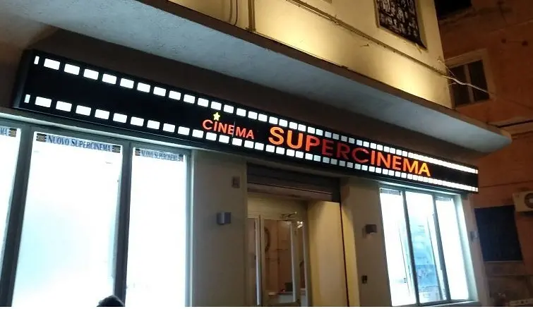 Nuovo Supercinema,\u00A0la sala platea porterà il nome di Alessando Lanzo: domani l’intitolazione\n
