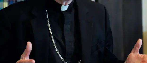 Locri, la Procura chiarisce sul sacerdote: «Nessun provvedimento restrittivo»\n\n\n