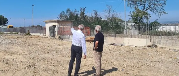 San Ferdinando, ultimata bonifica ex tendopoli: Arsai pronta a riqualificare le zone industriali con strade rifatte e nuova videosorveglianza\n