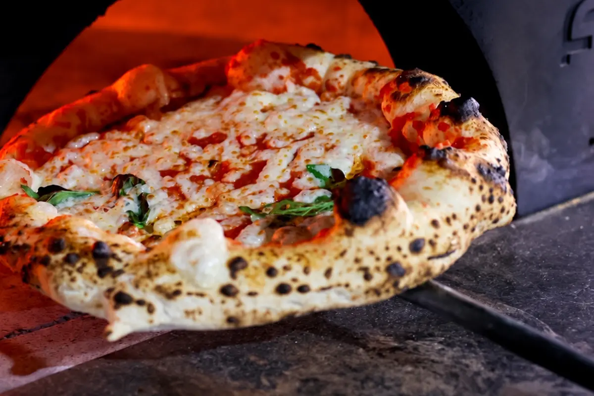 A Siderno PizzaVille:\u00A0dodici pizzerie, quattro giorni di spettacolo e un grande obiettivo solidale\n\n\n
