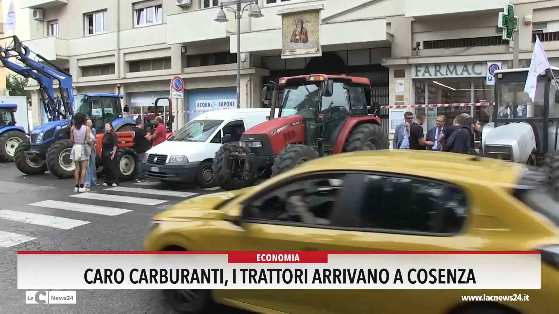 Caro carburanti, i trattori arrivano a Cosenza