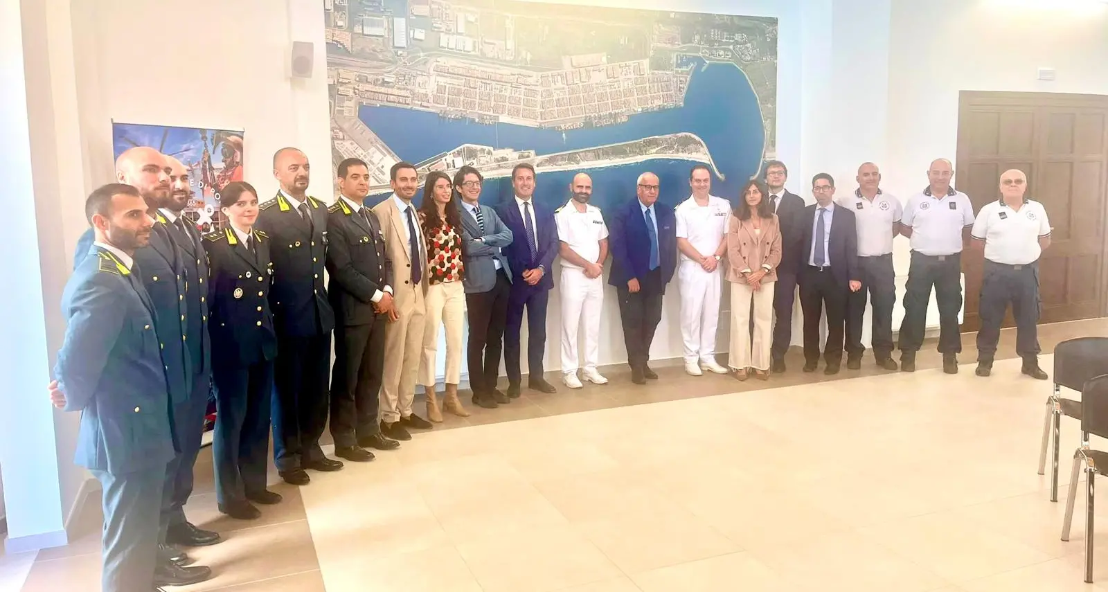 Porto di Gioia Tauro, il procuratore di Palmi Crescenti visita lo scalo: confronto su sicurezza, controlli e prospettive di sviluppo\n