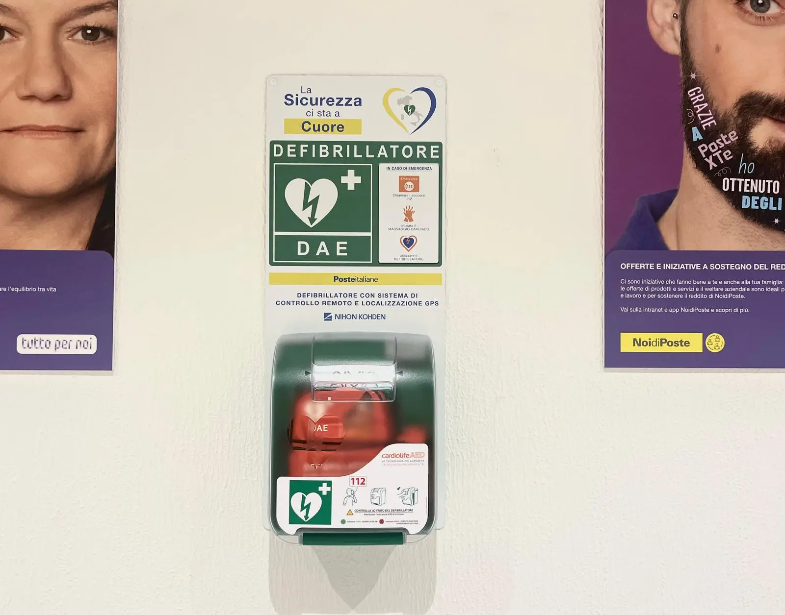 Reggio, Poste Italiane rafforza la rete dei dispositivi salvavita: due nuovi defibrillatori nelle sedi aziendali\n