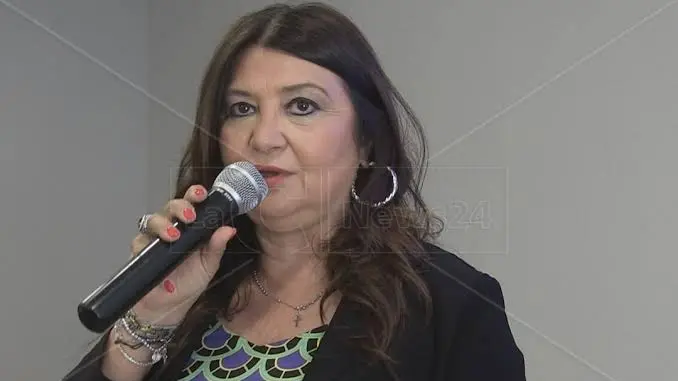 <p><span style=\"color:hsl(0, 75%, 60%);\">Giornata mondiale della salute mentale</span>, l'assessore Straface: «La Regione c’è con un supporto concreto e gratuito»</p>