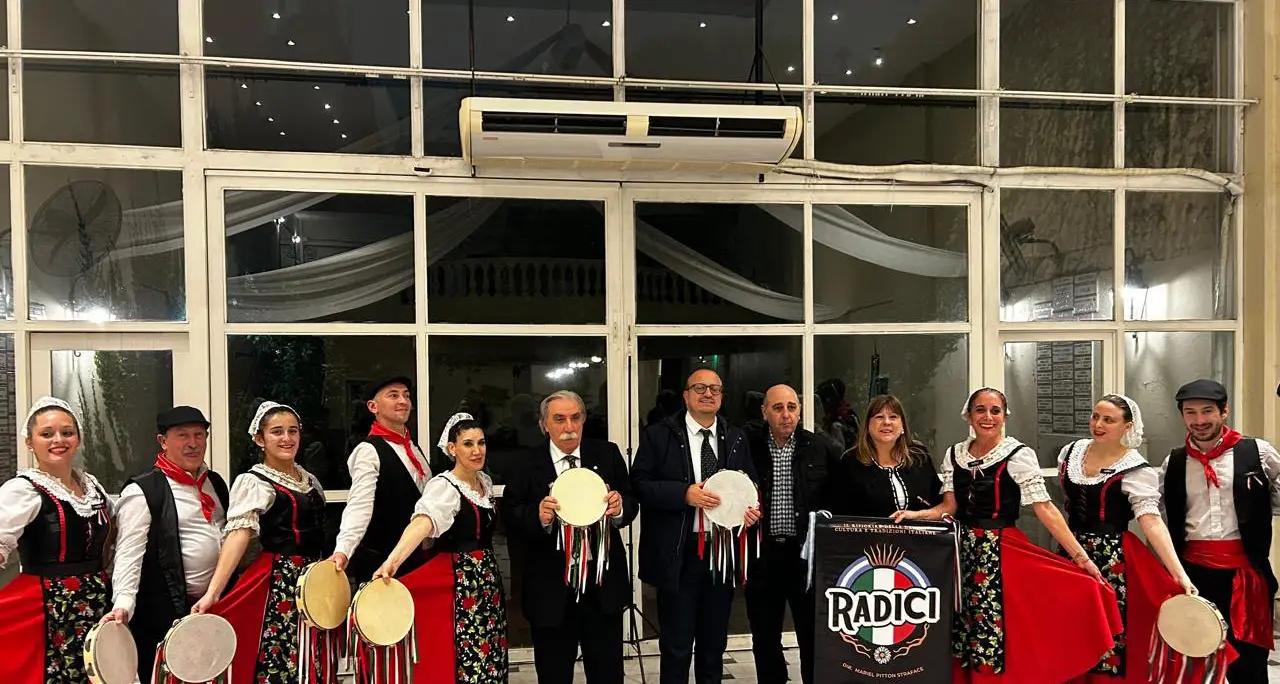 Caccuri guarda all’Argentina, Barone: «Le radici non devono essere soltanto un ricordo, ma una risorsa per il futuro»\n