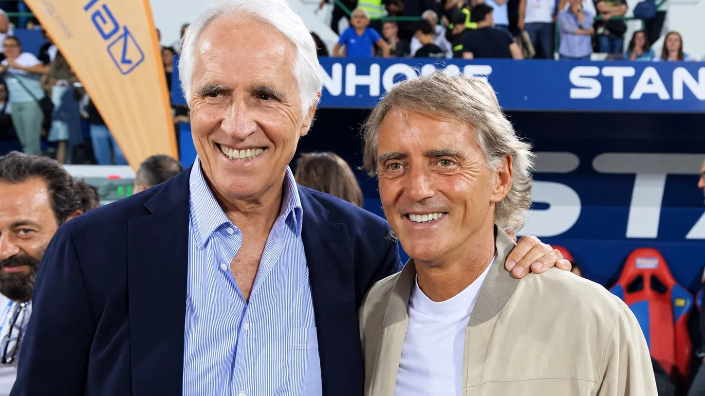 <p>Giovanni Malag&ograve; e Roberto Mancini</p>\\n