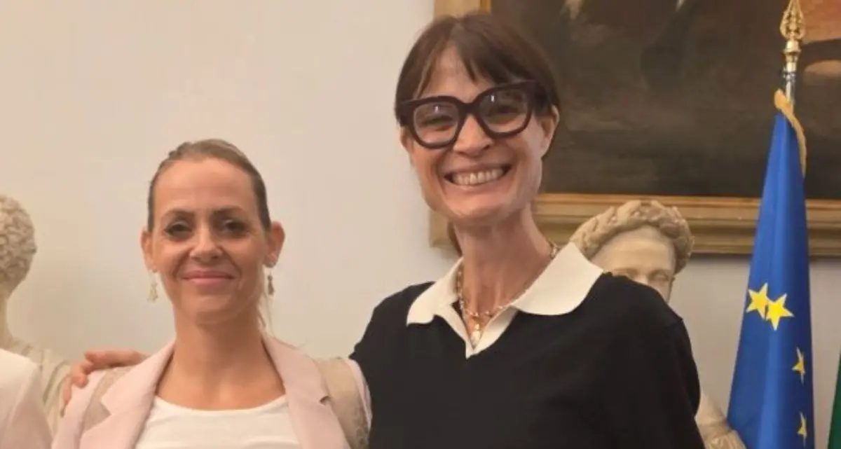 Da Saracena al Campidoglio: I Custodi del DNA premiati al Music@Mens con la voce di Laura Scrivo\n