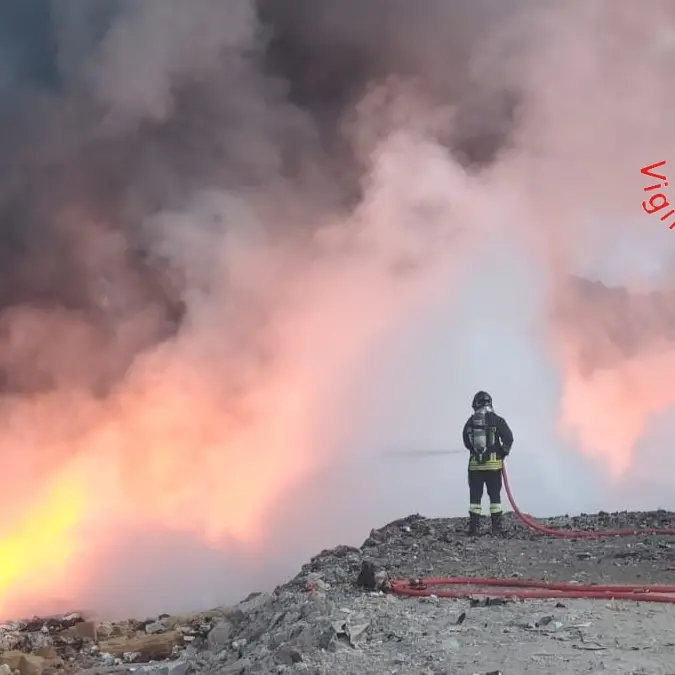 Incendio Pianopoli, Legambiente chiede accurate\u00A0indagini sulle cause e la verifica di\u00A0eventuali contaminazioni\n