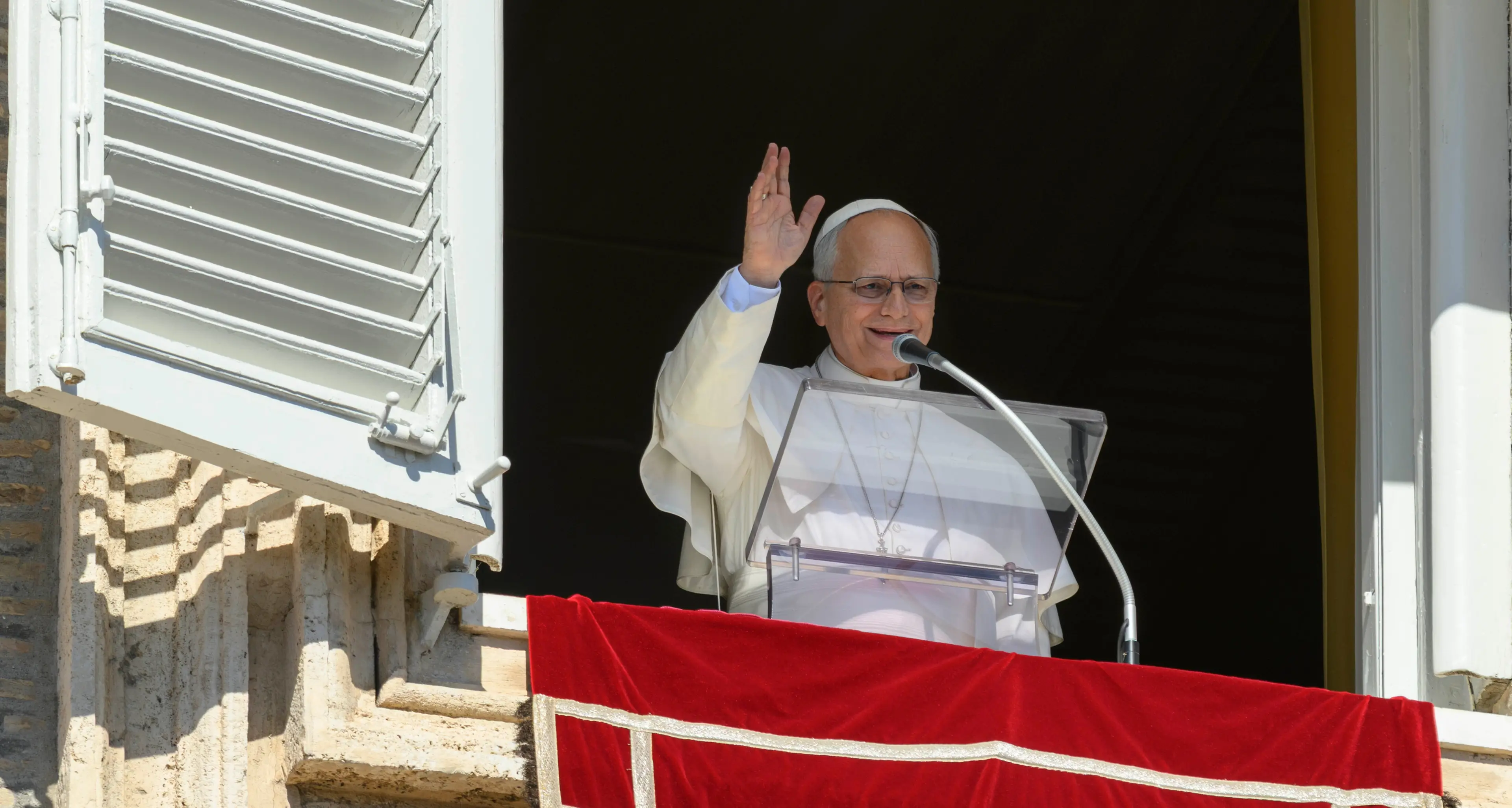 Il Papa dovrà operarsi: «Ho un nodulo al polmone», l’annuncio a sorpresa di Leone XIV all’Angelus\n