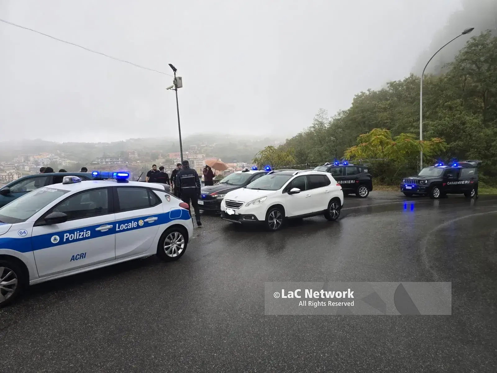 Presunta truffa a un’anziana di Castrovillari, quattro uomini bloccati ad Acri: i nuovi dettagli\n