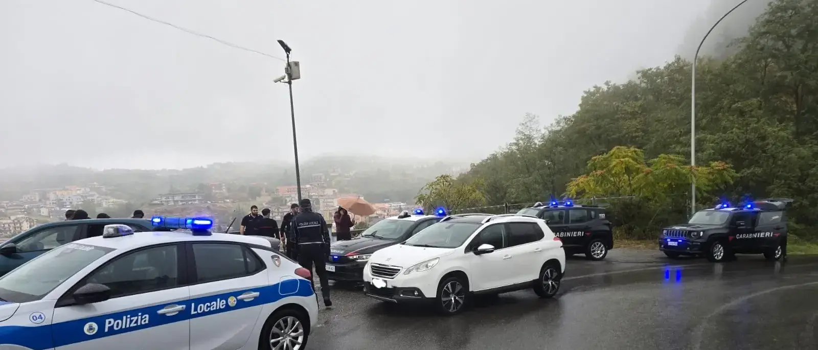 Presunta truffa a un’anziana di Castrovillari, quattro uomini bloccati ad Acri: i nuovi dettagli\n