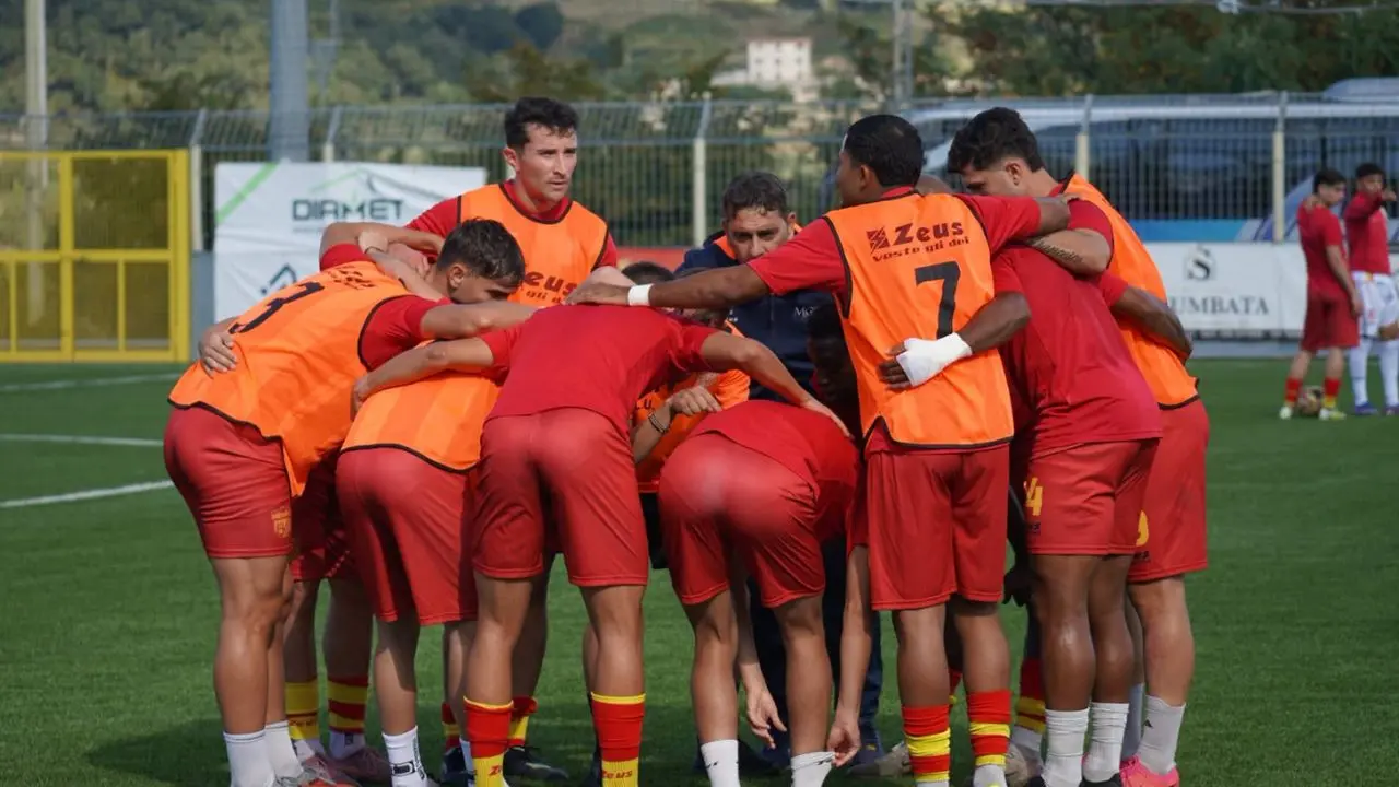 Eccellenza, blitz d'oro a Sersale per l'Isola CR. Gregorace: «Grande gara nonostante l'emergenza, Ojeake pronto fin da subito»\n