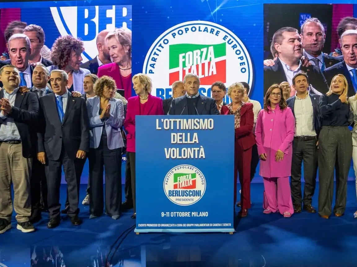 Forza Italia, Tajani apre ai riformisti e blinda la guida: la convention di Milano riaccende il confronto interno