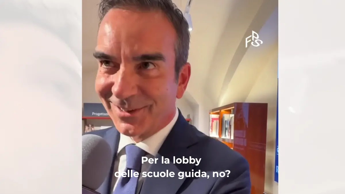 <p>Occhiuto contro la <span style=\"color:hsl(0, 75%, 60%);\">«lobby delle scuole guida»</span>: un altro fronte nella sua battaglia alle corporazioni</p>