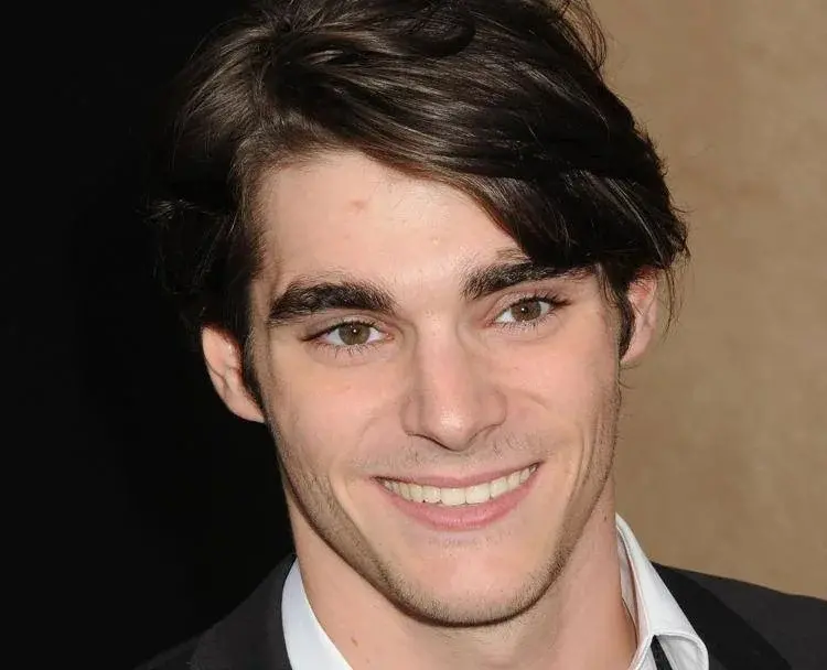 Morto a 34 anni l’attore RJ Mitte,\u00A0il Flynn della serie culto\u00A0Breaking Bad\n