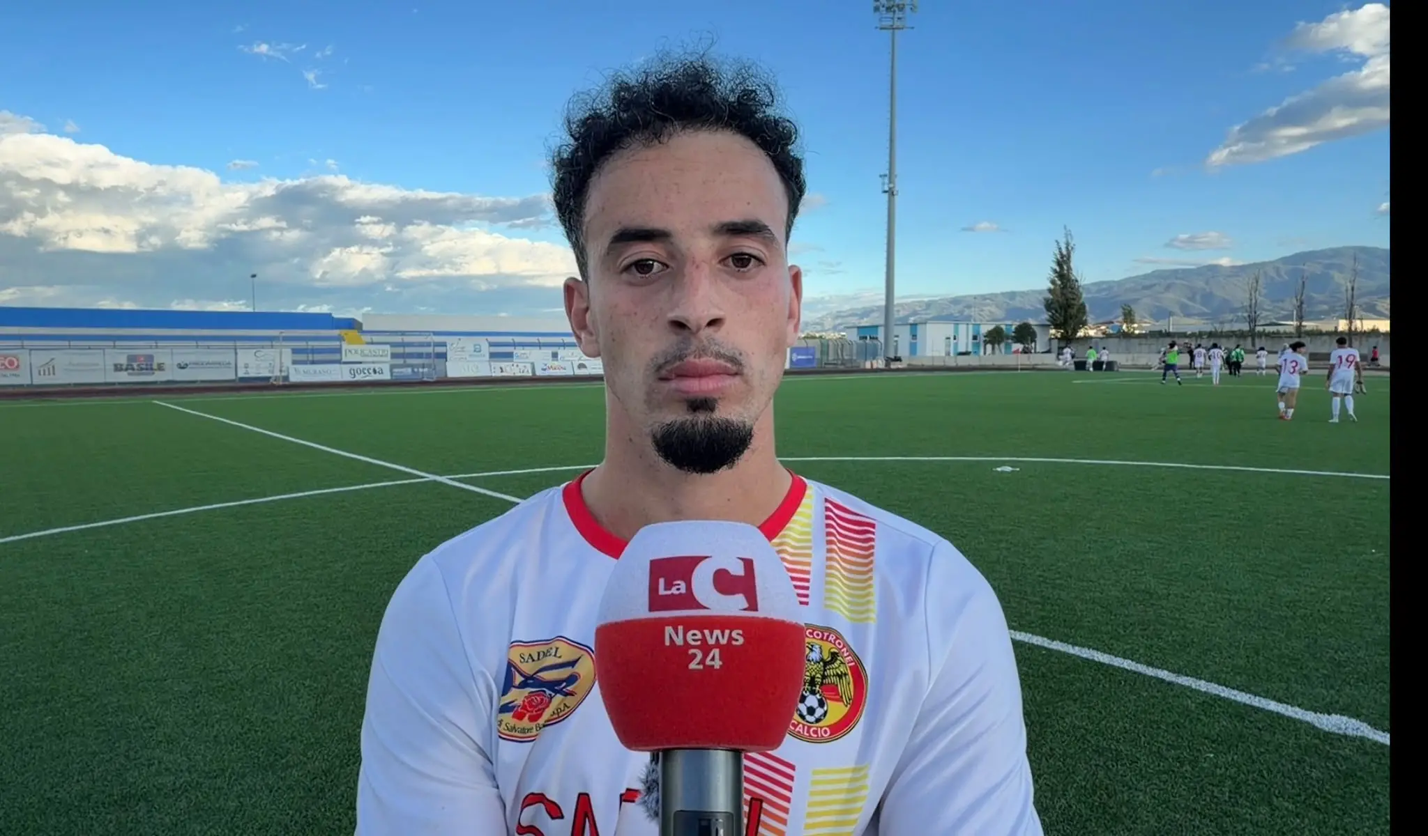 Barhoun, il bomber del Cotronei ha il turbo.\u00A0Otto gol in cinque partite e avvisa il girone A di Promozione: «Continuiamo così»\n