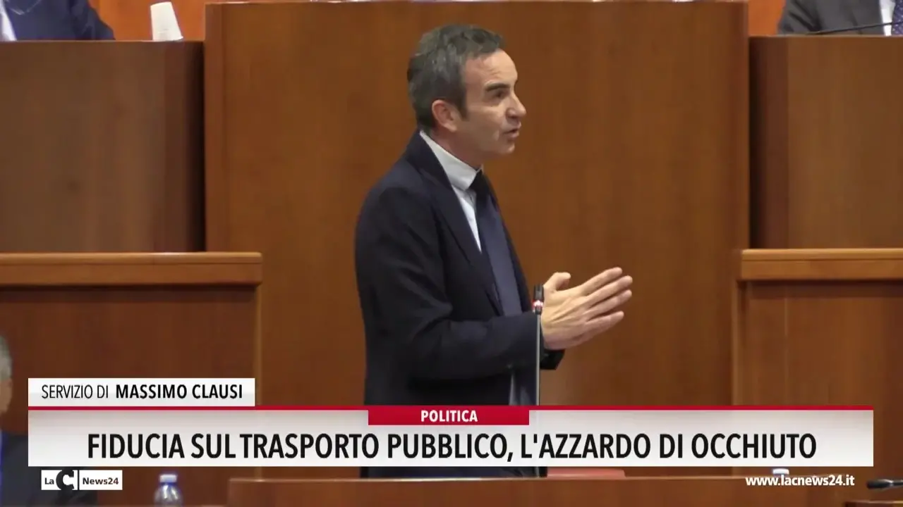 Fiducia sul trasporto pubblico, l'azzardo di Occhiuto