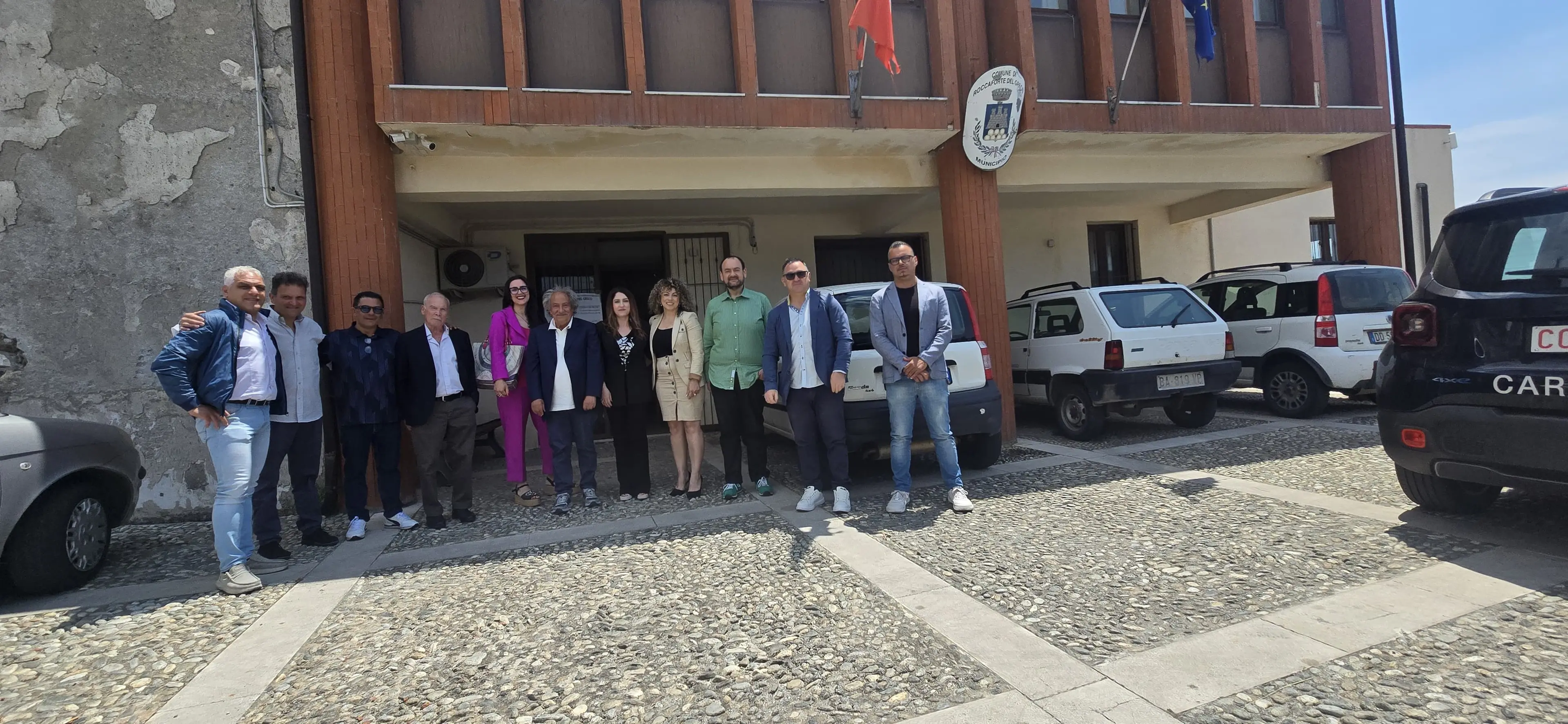 Furto di un escavatore di Calabria Verde a Roccaforte del Greco, la ferma condanna dell’Amministrazione comunale\n