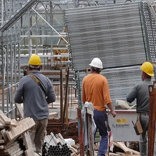 Edilizia e autoriparazioni sotto la lente degli ispettori del lavoro reggini, sospese 4 attività\n