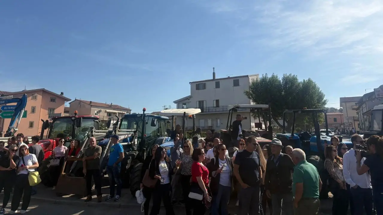 Protesta degli agricoltori, salta il presidio dello svincolo Ferramonti di Tarsia\u00A0\n