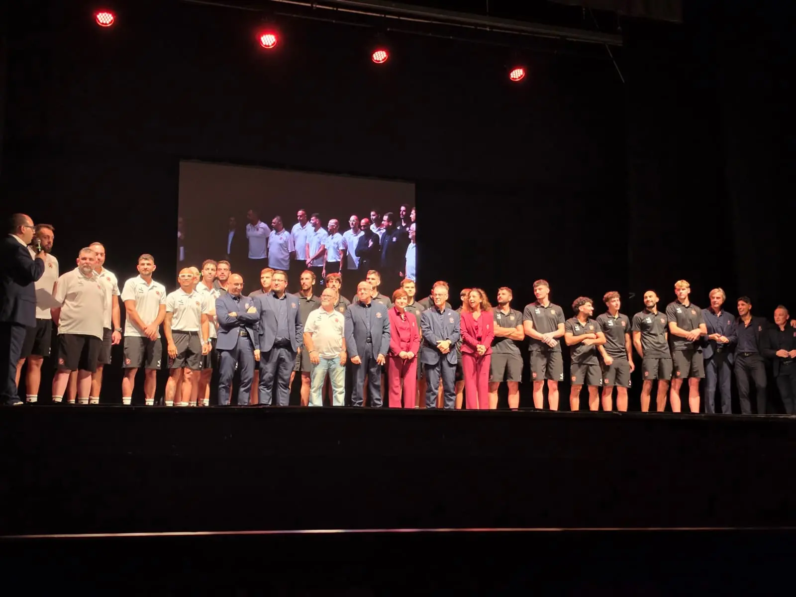Domotek, al Cilea la presentazione per la Serie A2. Polimeni: «È la vittoria di tutti»\n