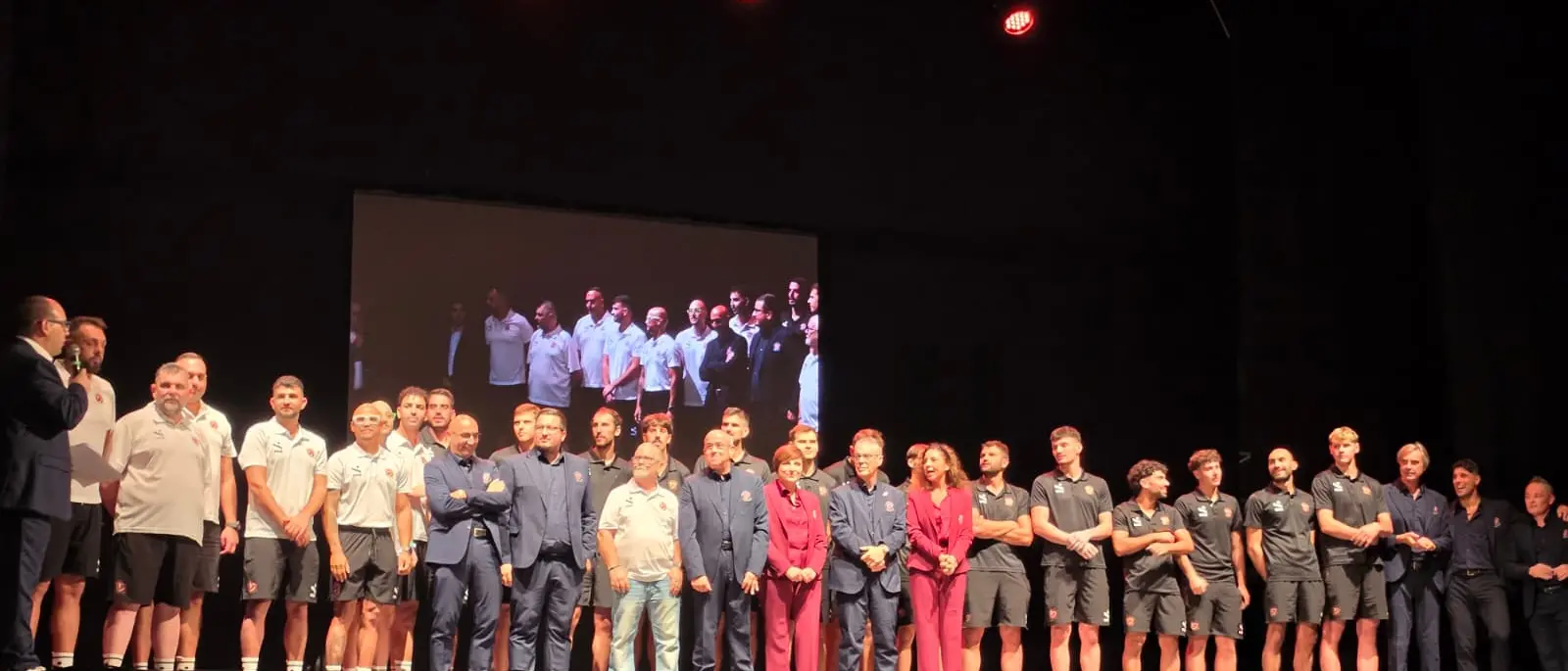 Domotek, al Cilea la presentazione per la Serie A2. Polimeni: «È la vittoria di tutti»\n