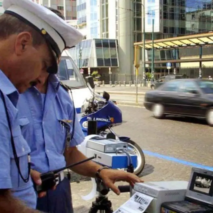<p>Nuovo Codice della strada, multe più leggere e stretta sui comportamenti pericolosi</p>