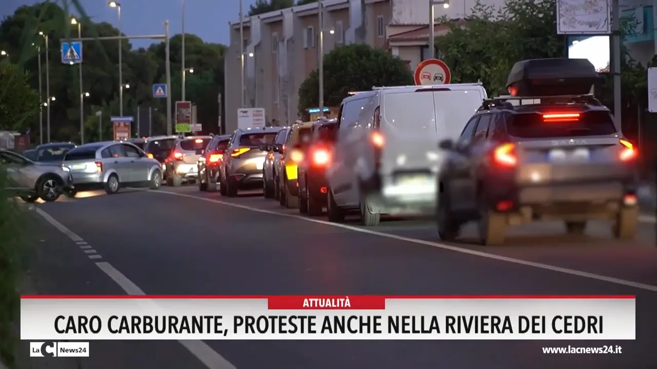 Caro carburante, proteste anche nella Riviera dei Cedri