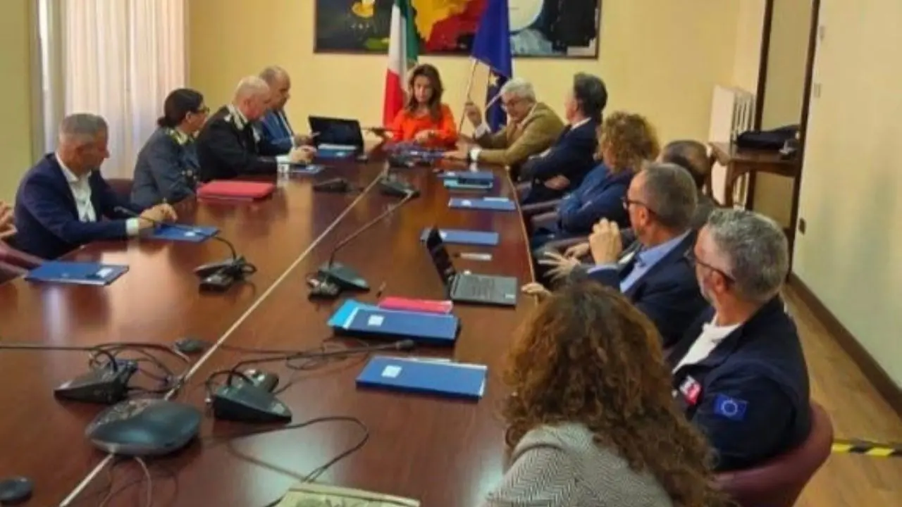 Cosenza, un sistema di allerta rapida\u00A0contro le aggressioni al personale sanitario: sottoscritto\u00A0protocollo in Prefettura\n
