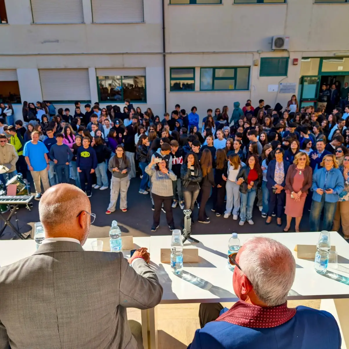 Rende, finanziata la messa in sicurezza della scuola di Villaggio Europa\n