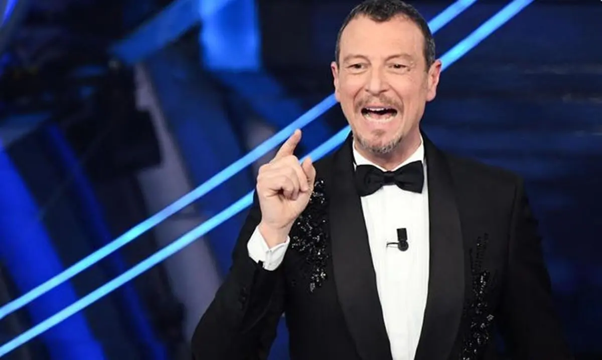 Amadeus, il più bravo di tutti: eleganza, professionalità e talento, un conduttore impareggiabile\n
