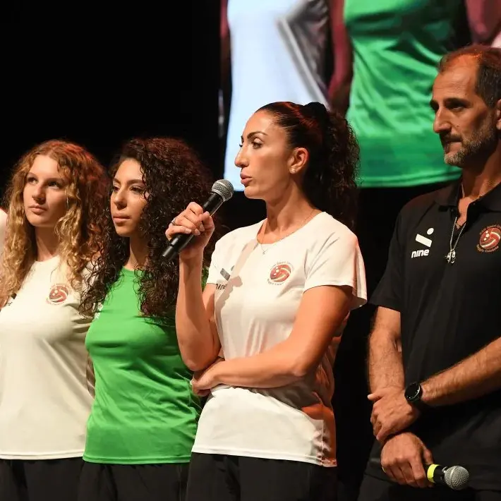 Puliservice Volley Reggio,\u00A0il capitano Federica Perri carica l'ambiente: «Salvezza primo obiettivo, ma vogliamo stupire»\n