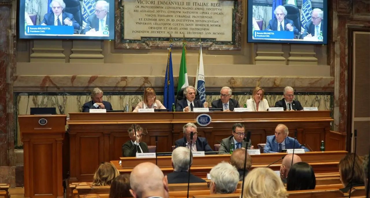 Pubblica amministrazione e Pnrr, il bilancio del Cnel: oltre 115 miliardi agli enti locali, ora la sfida è la continuità\n