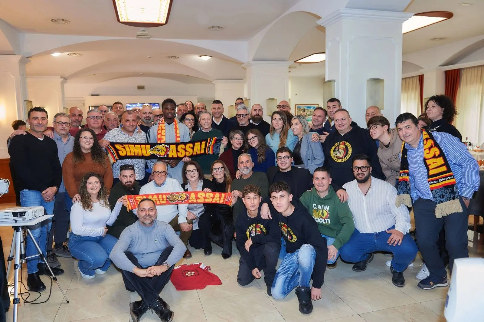 Il Club N. Pellegrino-Cani Sciolti: «Tifosi e società, ruoli diversi ma unico amore»